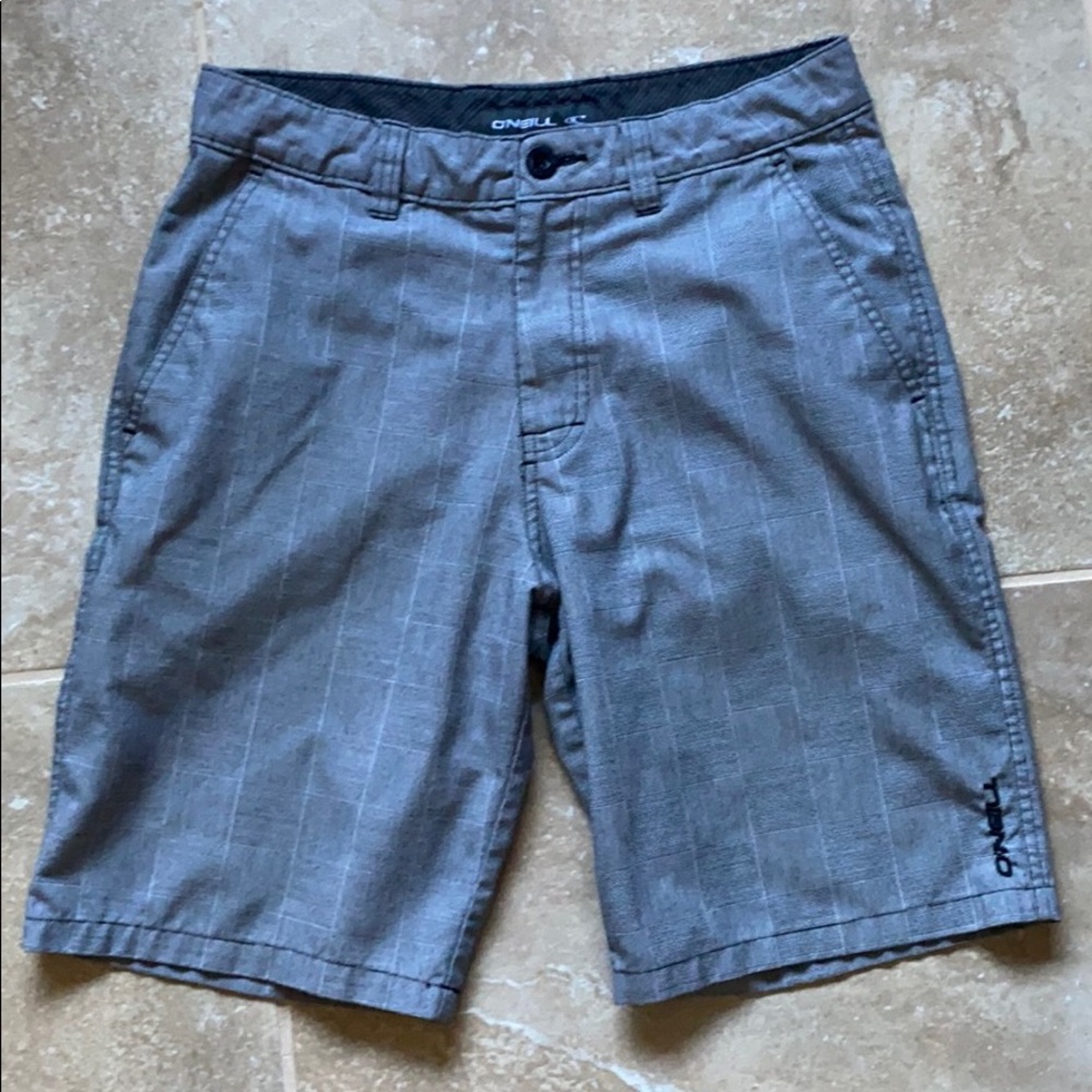 O’Neill shorts. Size 30. EUC. Black & white.